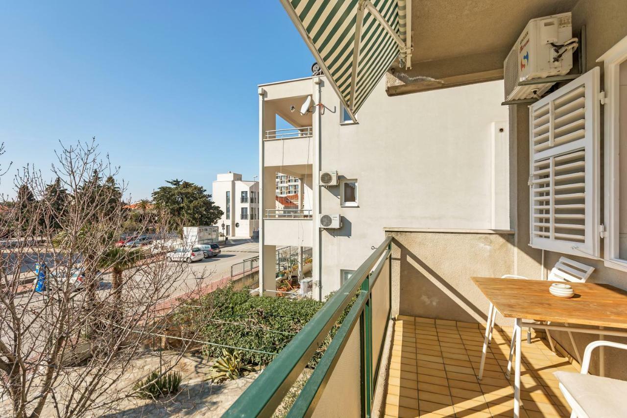 מאקרסקה Casa Galleria Rica מראה חיצוני תמונה